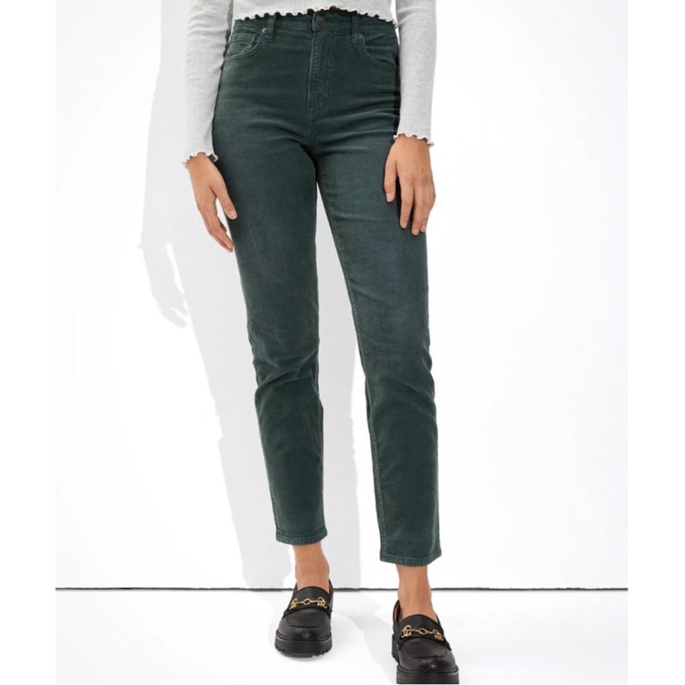 AE Stretch Corduroy Mom Straight Pant - Size 8